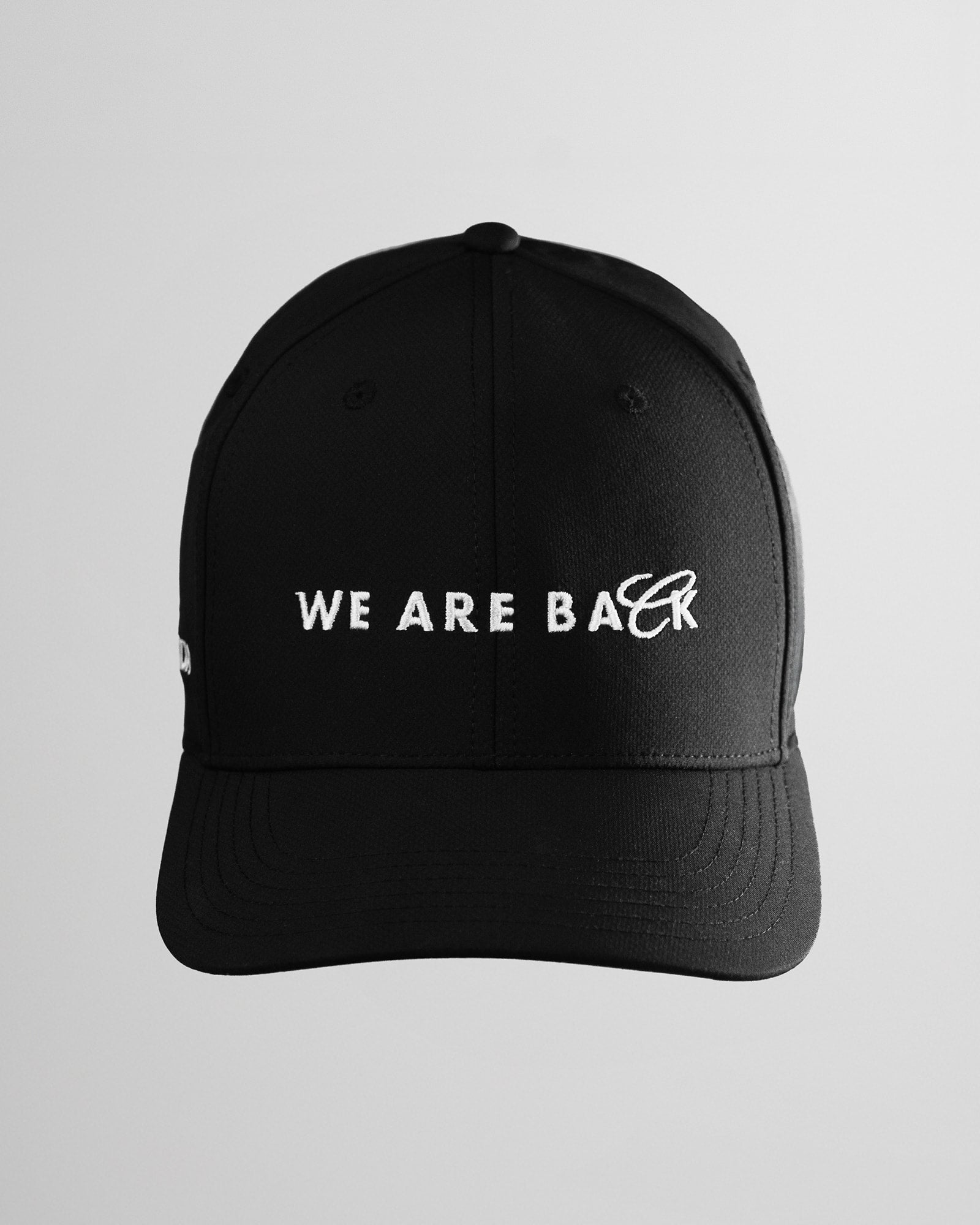 Gorra MAJA® We Are Back Edición Checo Pérez