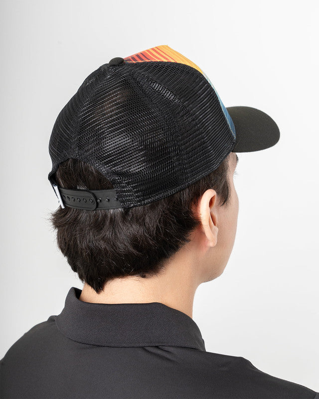 Gorra Trucker Emblema Dorado, Patrón dorado, vista posterior, Nylon, protección solar y estilo casual