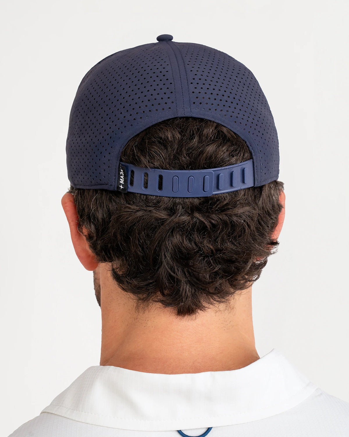Gorra Perforada MAJA® Corp