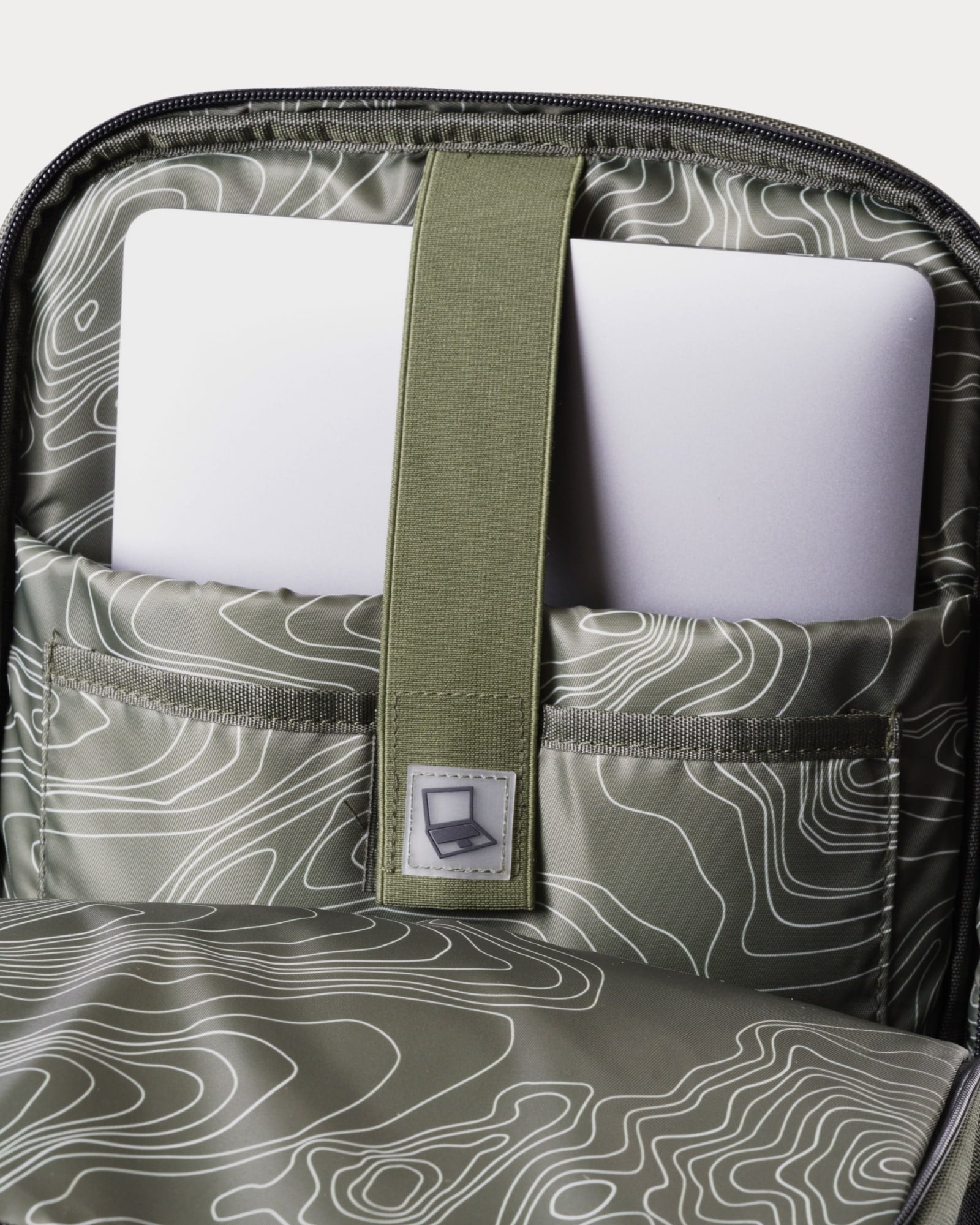 Mochila Formal MAJA® Ónix 20 L