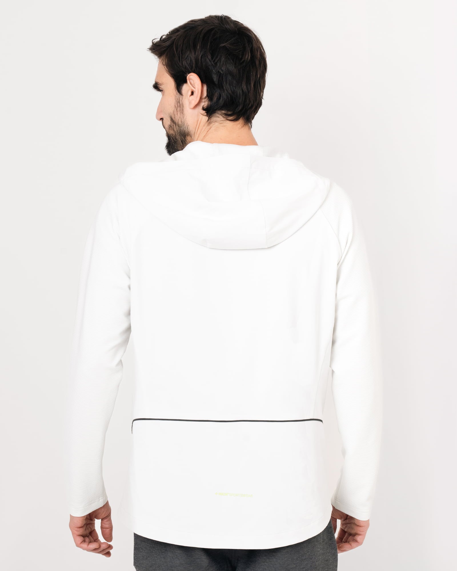 Chamarra Performance MAJA® Santo