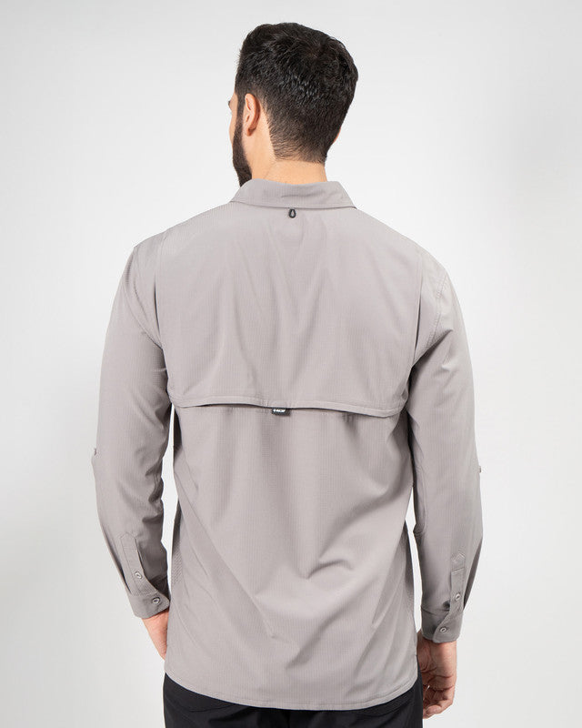 Camisa Outdoor Equipo MAJA®, Gris, vista posterior, fit Relajado, Poliéster, con Tela antidesgarro, ideal para oficina