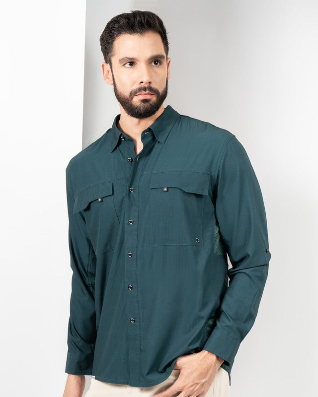 Camisa Outdoor Equipo MAJA®, Verde oscuro, vista frontal, fit Relajado, Poliéster, con Tela antidesgarro, ideal para oficina