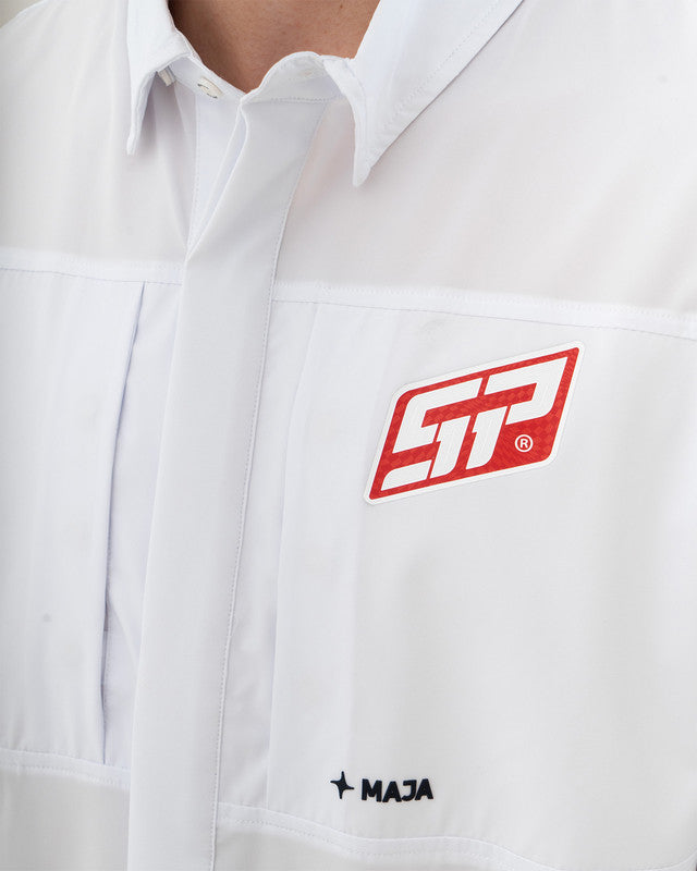 Camisa Pacífica, Blanco, vista posterior, fit Relajado, Poliéster, con Tela estiramiento 4 vías, ideal para oficina