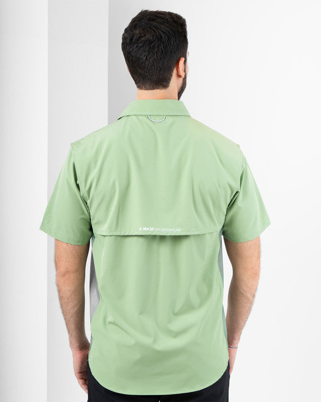Camisa Bahía, Verde pálido, vista posterior, fit Relajado, Poliéster, con Aberturas de ventilación, ideal para oficina