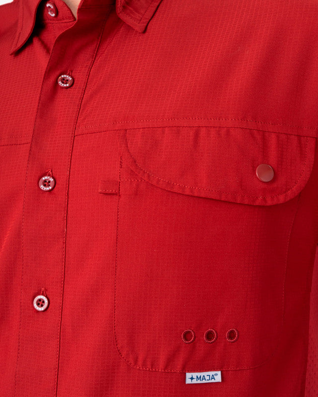 Camisa MAJA® Outdoor Signature, Tinto, vista lateral, fit Relajado, Poliéster, con Tela antidesgarro, ideal para oficina