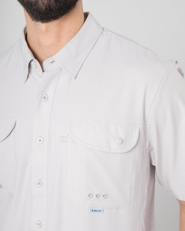 Camisa MAJA® Outdoor Signature, Gris claro, detalle, fit Relajado, Poliéster, con Tela antidesgarro, ideal para oficina