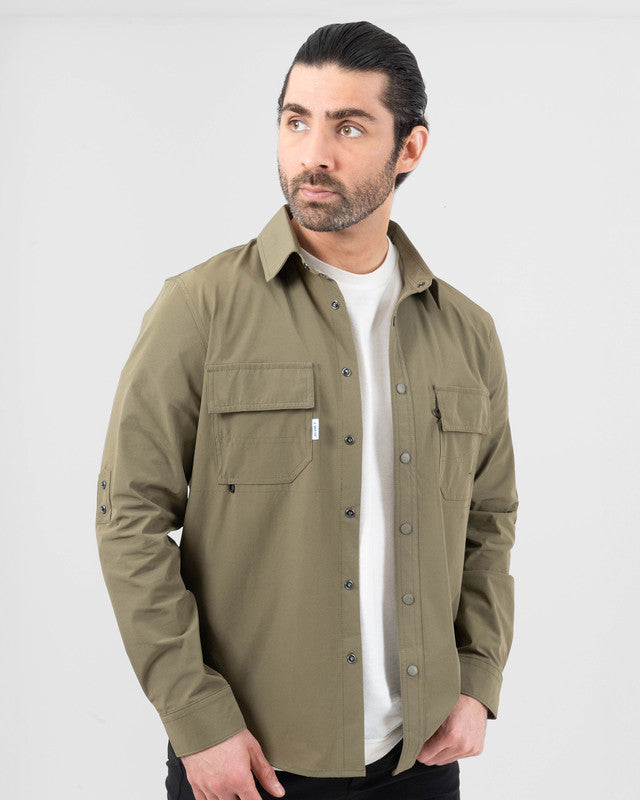 Sobrecamisa Tropa, Olive green, vista frontal, fit Regular, Poliamida, con Repelente al agua, ideal para oficina