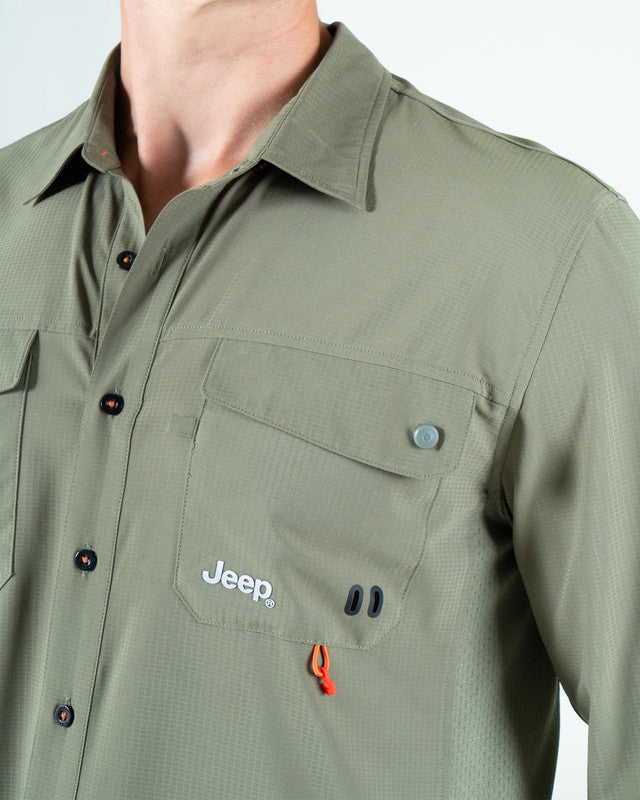 Camisa Fishing JEEP® x MAJA® Outdoor Cherokee Manga Larga, Verde, vista lateral, fit Relajado, Poliéster, con Tela antidesgarro, ideal para oficina