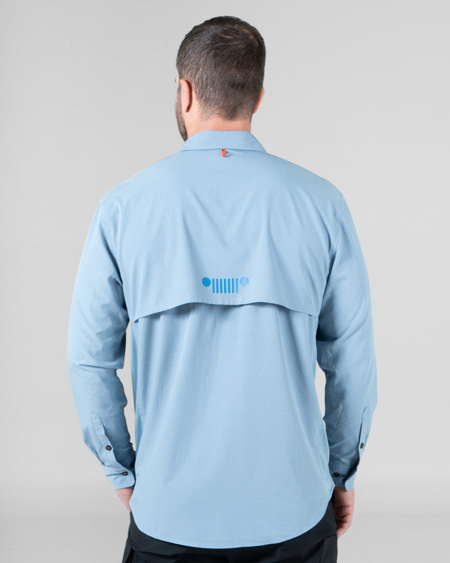 Camisa Fishing JEEP® x MAJA® Outdoor Cherokee Manga Larga, Gris azulado, vista posterior, fit Relajado, Poliéster, con Tela antidesgarro, ideal para oficina