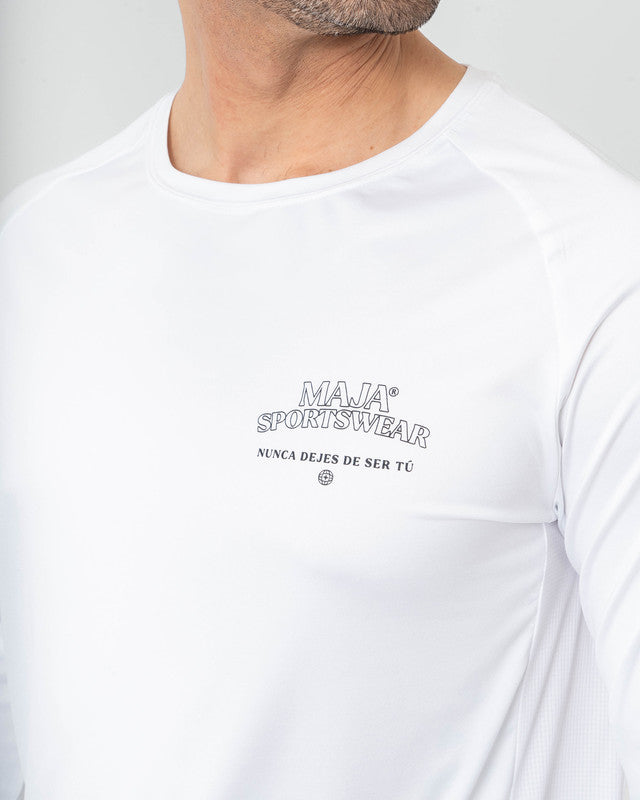 Playera Performance, Blanco, detalle, fit Relajado, Poliéster, con Páneles para ventilación, uso versátil