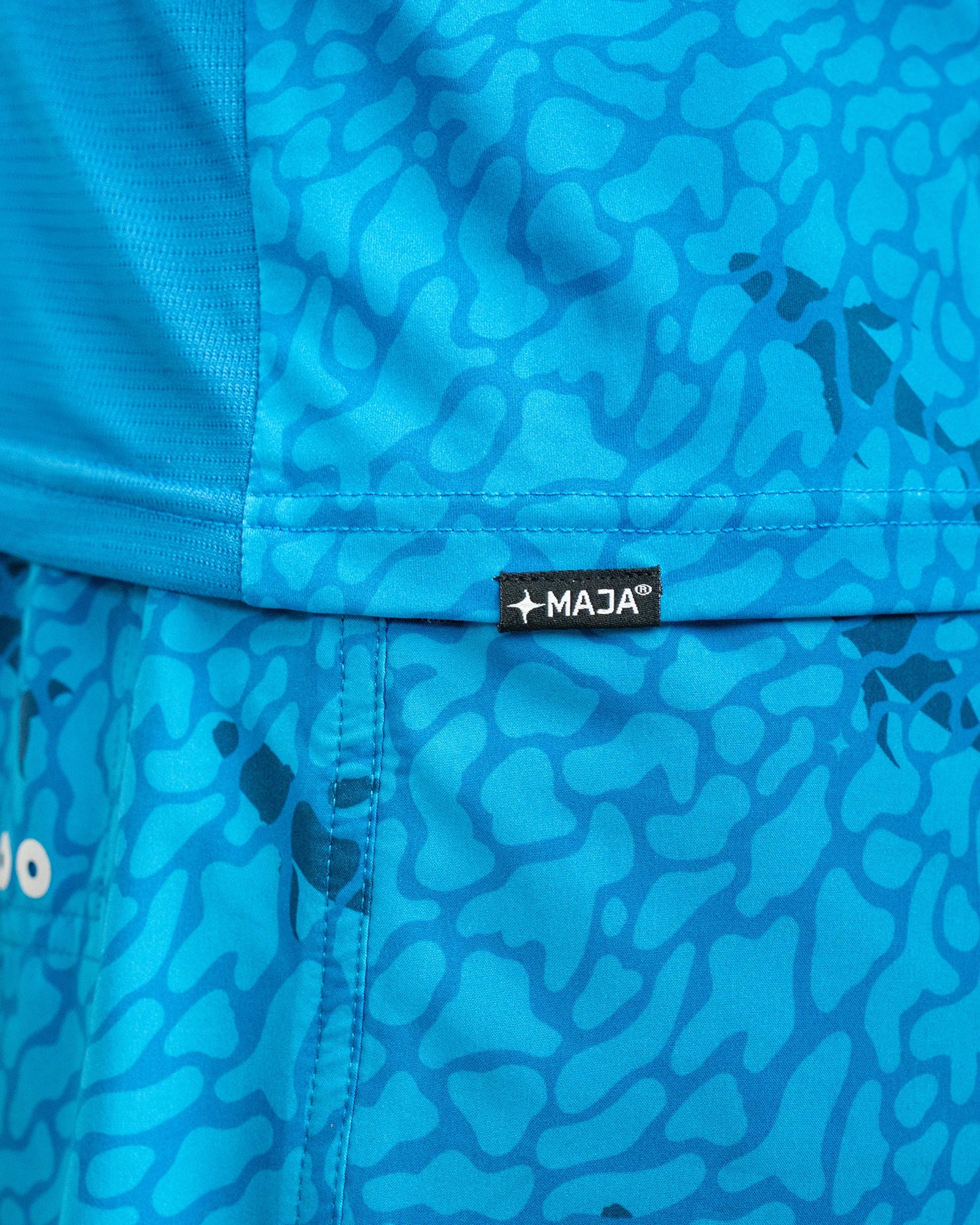 Playera Rashguard MAJA® Ballena