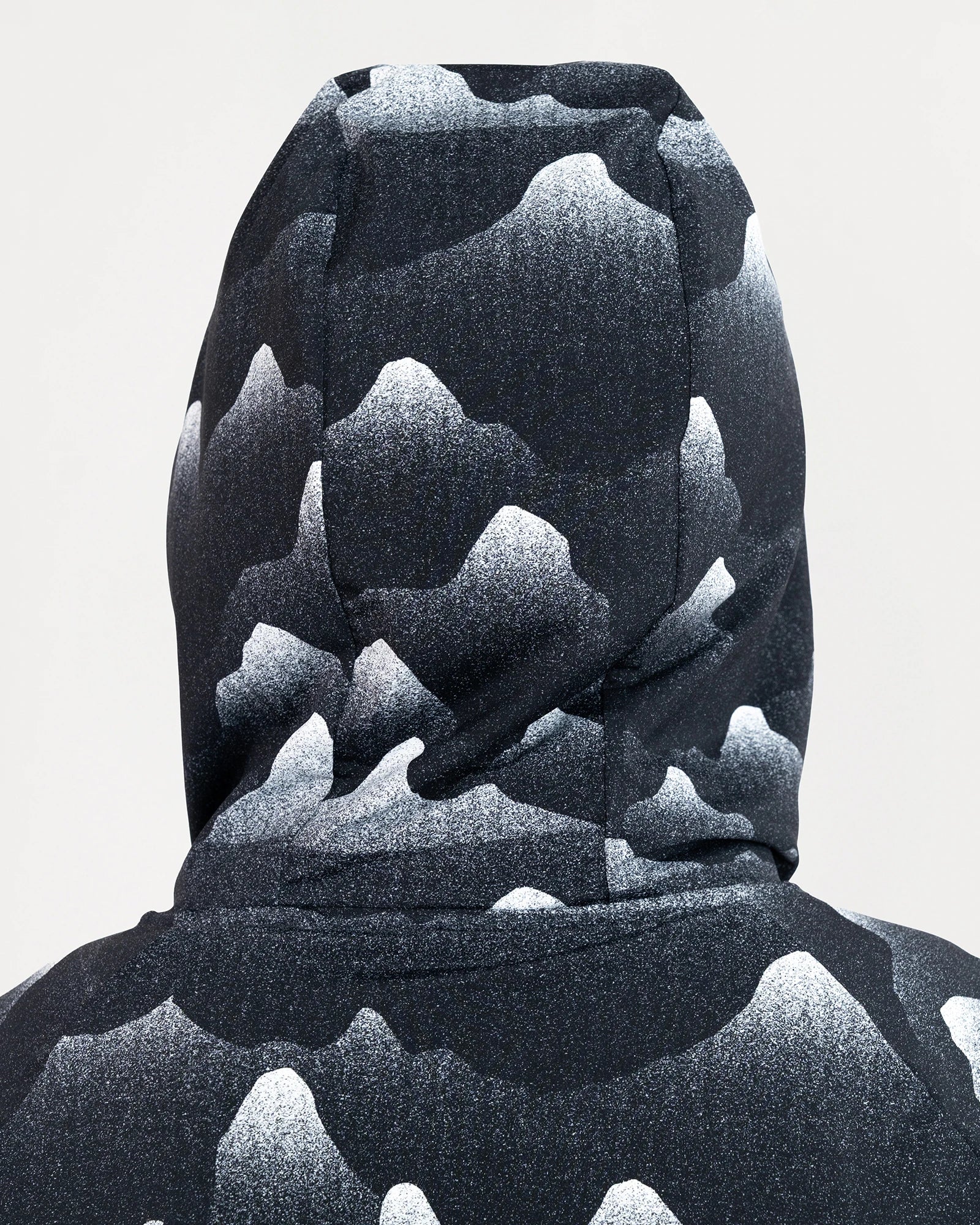 Playera Performance con Gorro MAJA® Sierra Madre
