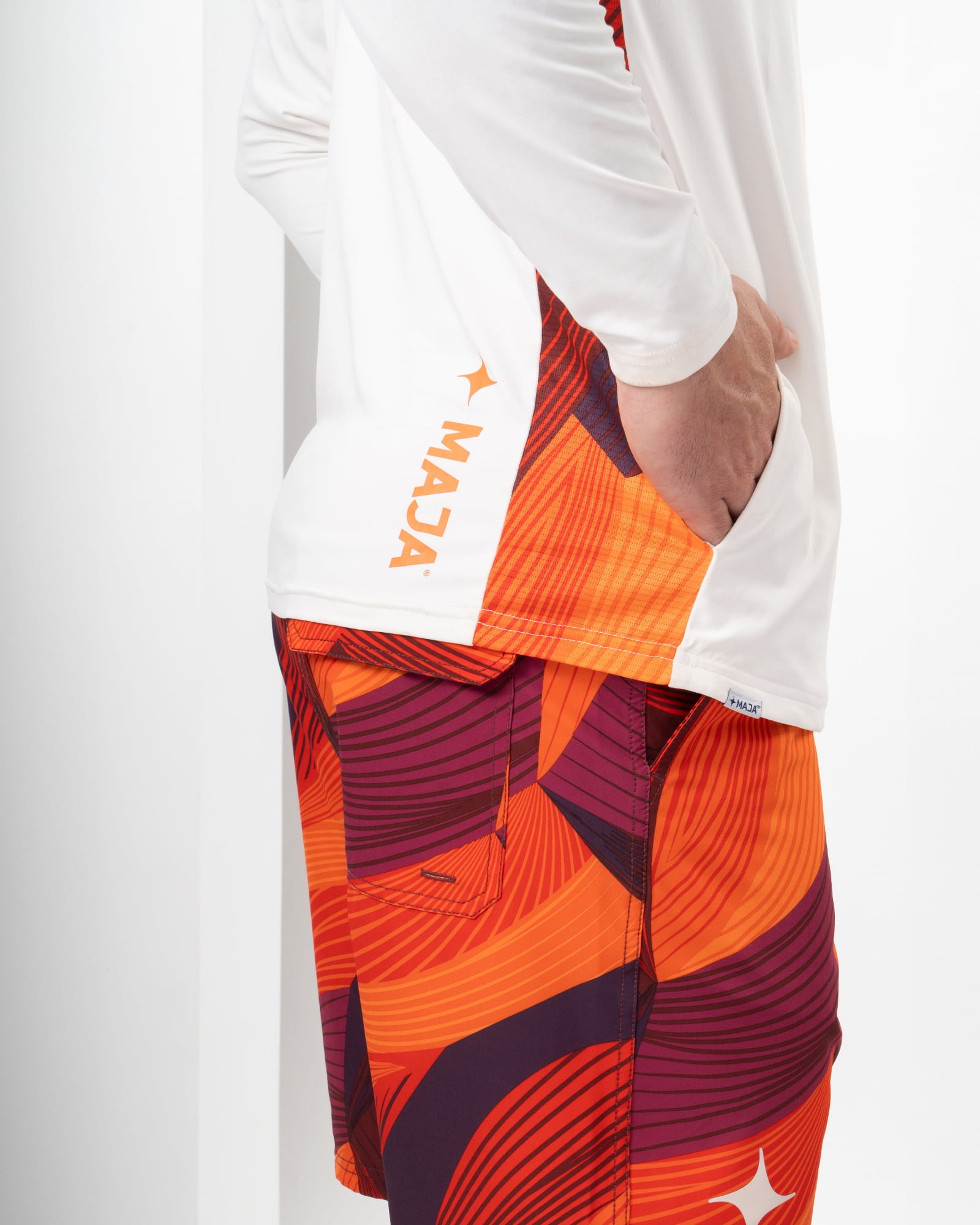 Camiseta Performance con gorro y máscara Sierra