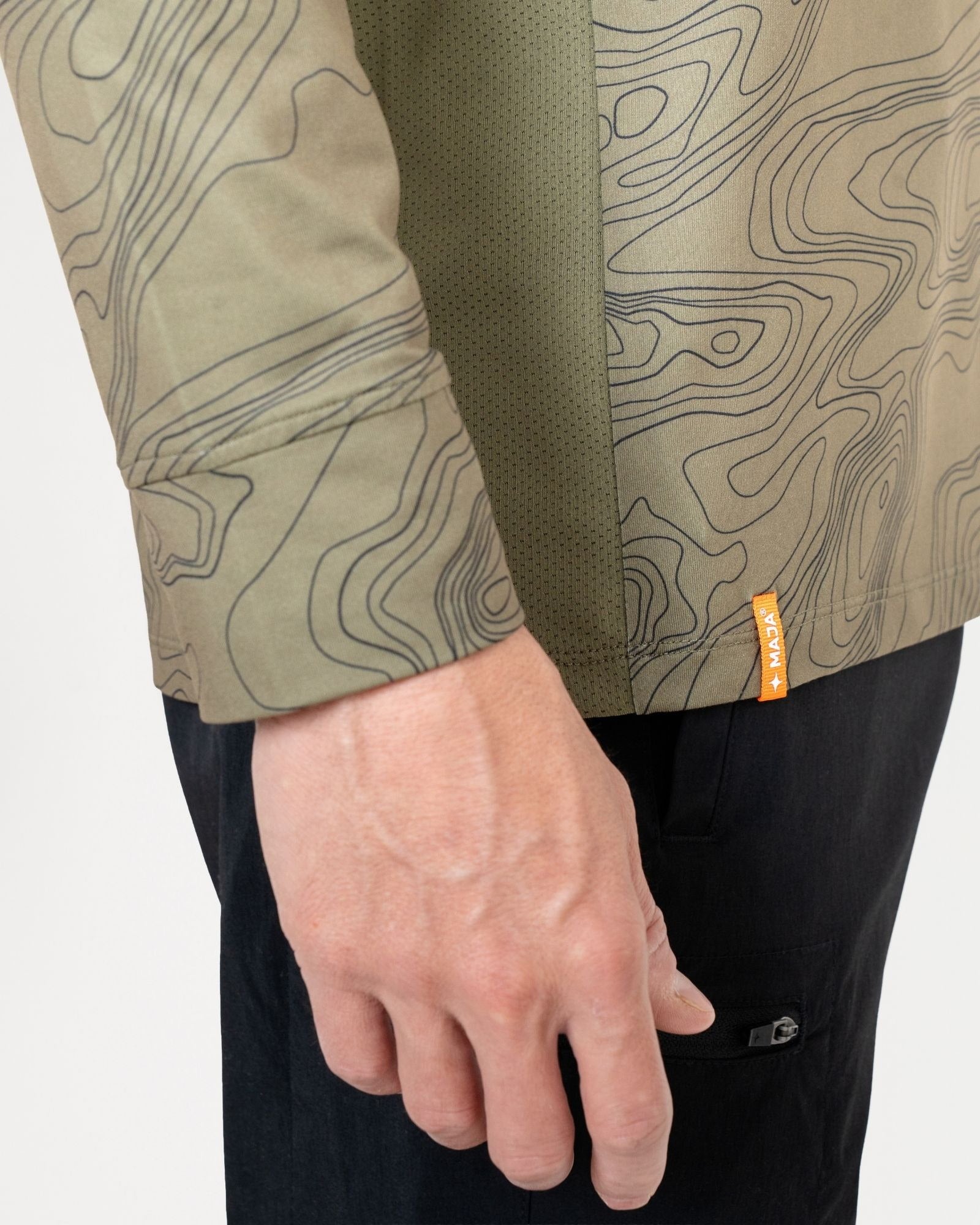 Playera Performance MAJA® Santo