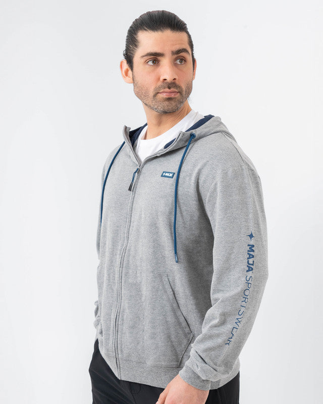 Hoodie MAJA® Boreal, Gris, vista frontal, fit Slim, Poliéster, con Tela Transpirable, perfecta para climas fríos