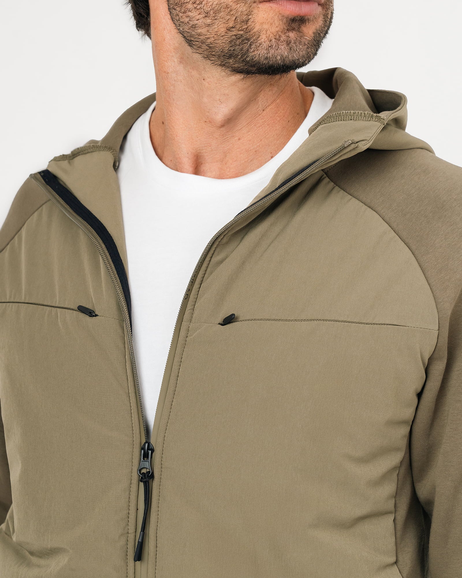 Hoodie con Cierre MAJA® Línea