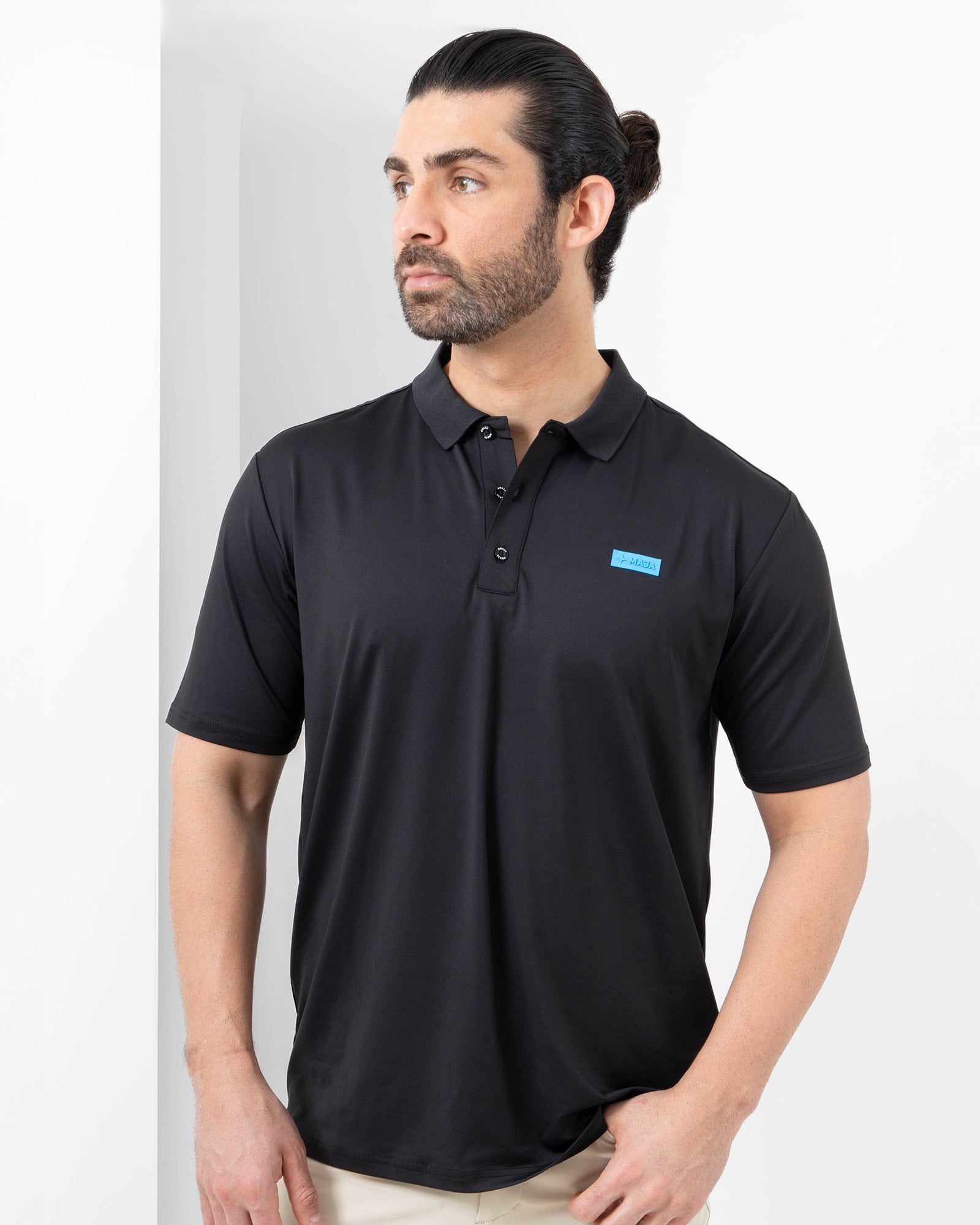 MAJA® Polo, Negro, vista frontal, fit Regular, Poliéster, con Protección UV UPF50+, uso versátil