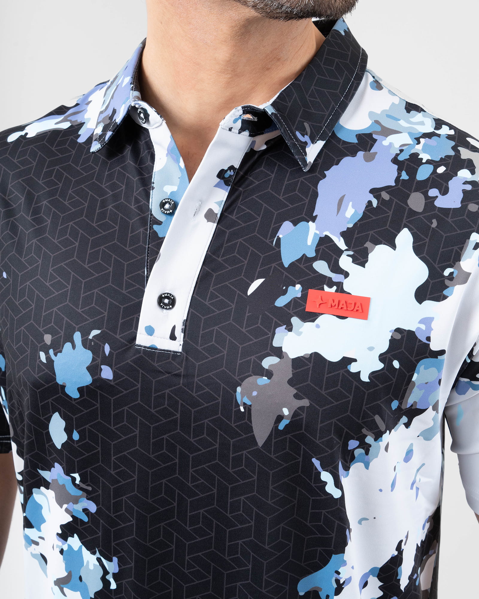 MAJA® Polo, Patrón tundra, vista lateral, fit Regular, Poliéster, con Protección UV UPF50+, uso versátil