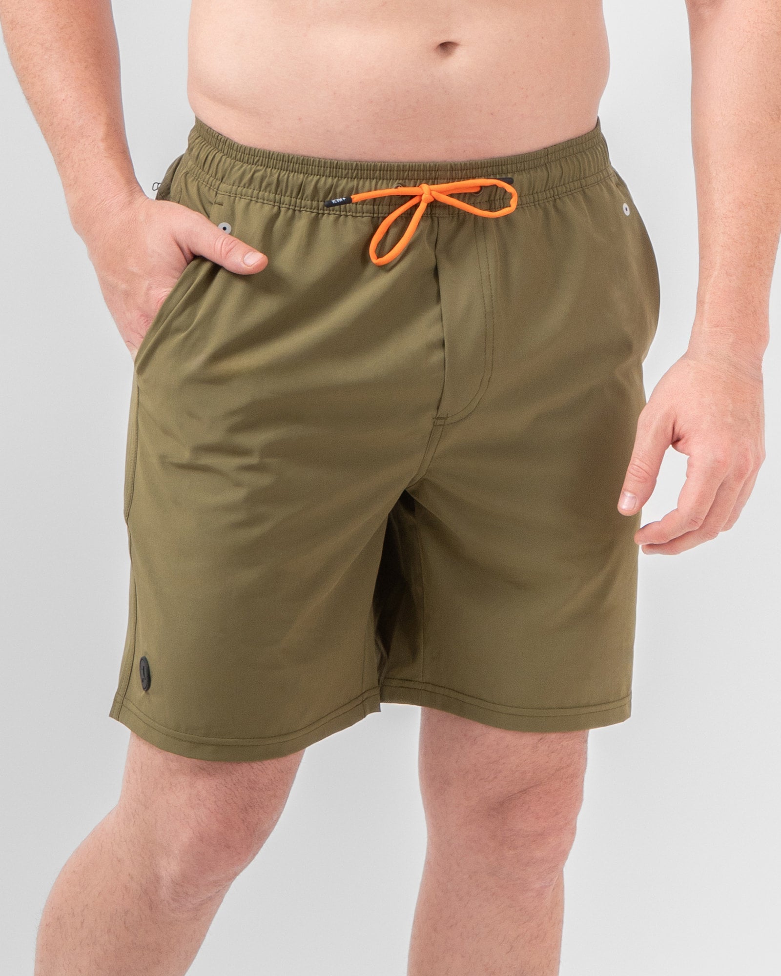 Short de Baño MAJA®, Olive green, vista frontal, fit Relajado, Poliéster, con Tela estiramiento 4 vías, uso versátil