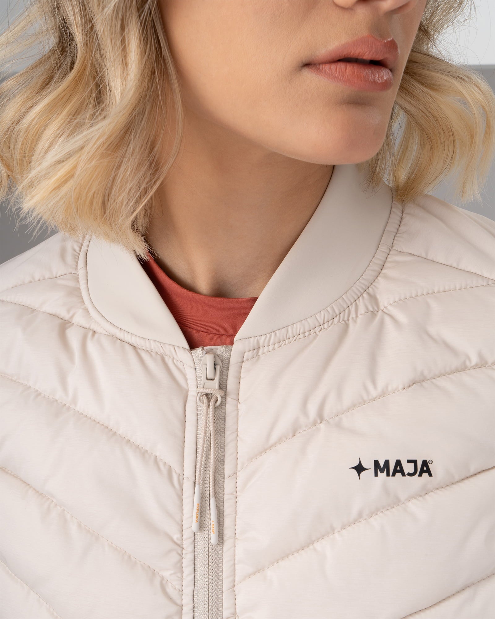 Chaleco Polar MAJA®, Crema, detalle, fit Slim, Poliéster, para uso casual o entrenamiento