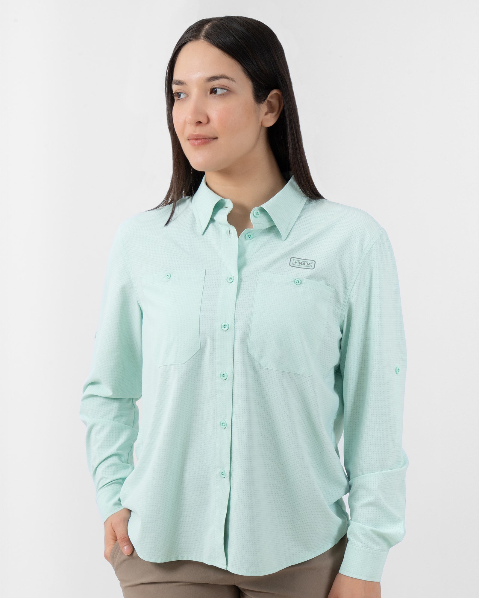 Camisa Pescadero, Verde menta, vista frontal, fit Relajado, Poliéster, con Textil microperforado, ideal para oficina