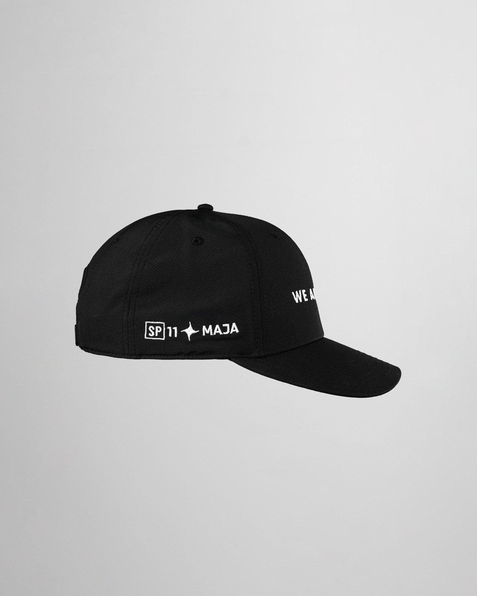 Gorra MAJA® We Are Back Edición Checo Pérez