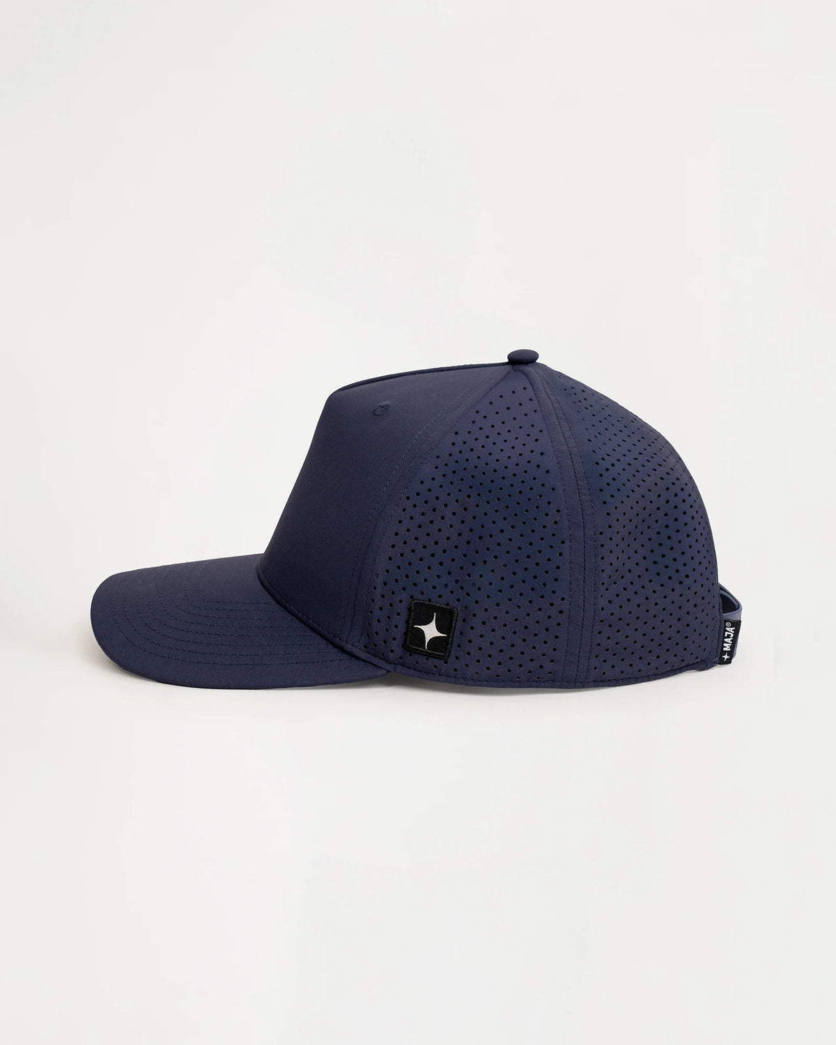 Gorra Perforada MAJA® Corp