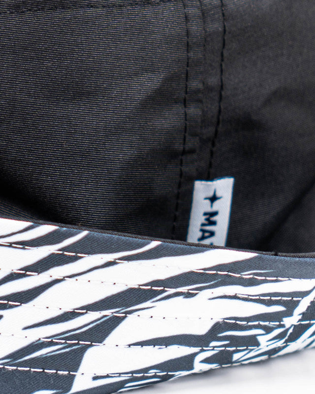 Bucket Hat MAJA® Costa Rocamar, Patrón rocamar blanco, detalle, Poliéster, protección solar y estilo casual