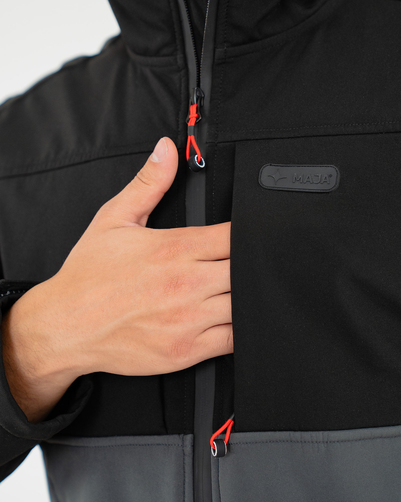 Chamarra MAJA® Pole Edición Checo Pérez