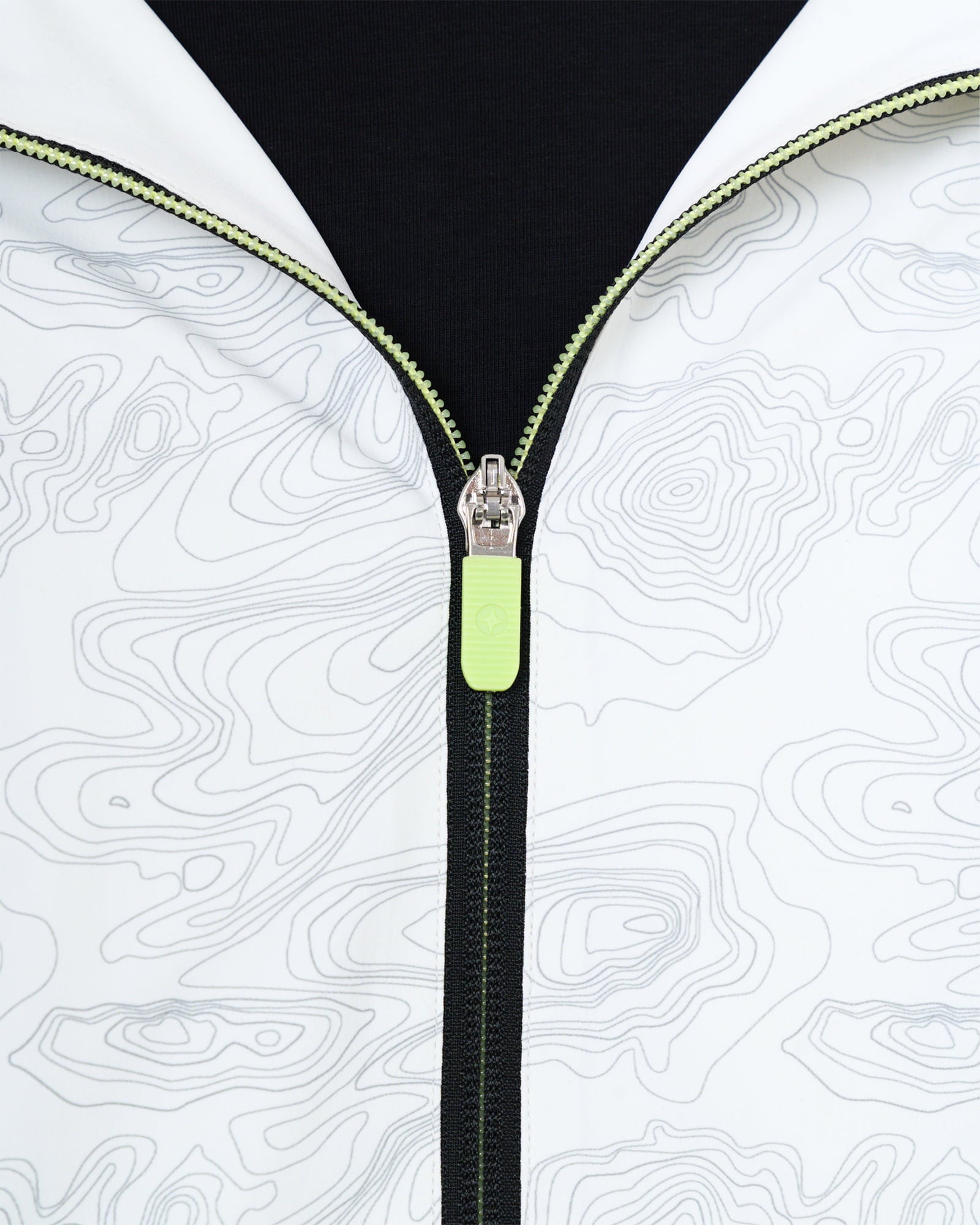 Chamarra Performance MAJA® Santo