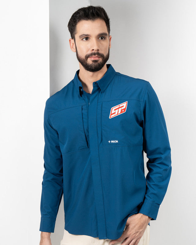 Camisa Pacífica, Azul marino, vista frontal, fit Relajado, Poliéster, con Tela estiramiento 4 vías, ideal para oficina