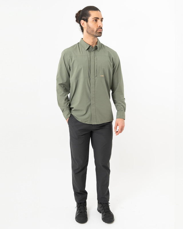 Camisa Pacífica, Olive green, detalle, fit Relajado, Poliéster, con Tela estiramiento 4 vías, ideal para oficina
