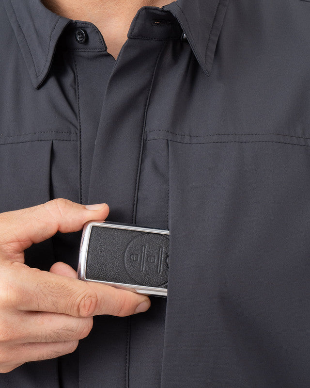 Camisa Pacífica, Negro, vista lateral, fit Relajado, Poliéster, con Tela estiramiento 4 vías, ideal para oficina