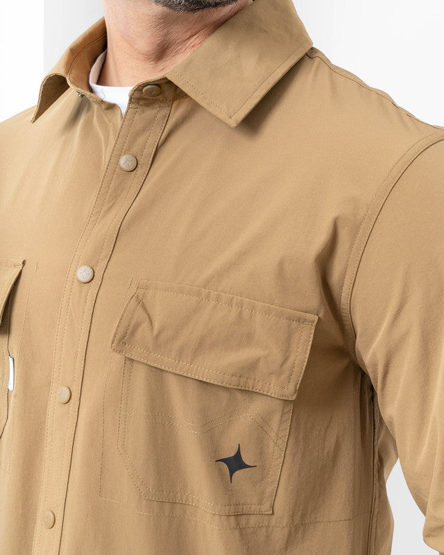 Sobrecamisa Tropa, Khaki, detalle, fit Regular, Poliamida, con Repelente al agua, ideal para oficina