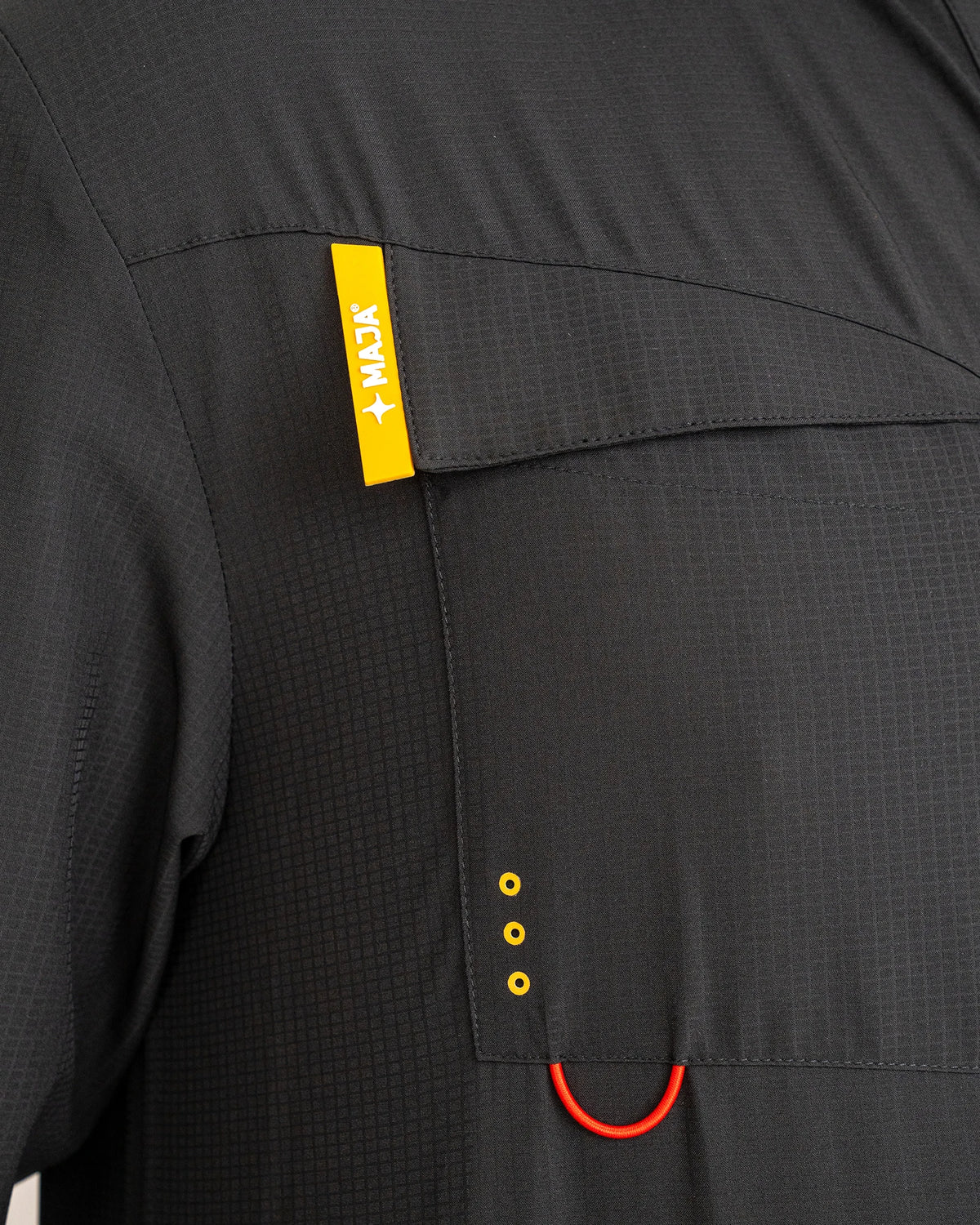 Camisa Outdoor Signature MAJA® Leyenda 2da Edición Checo Pérez