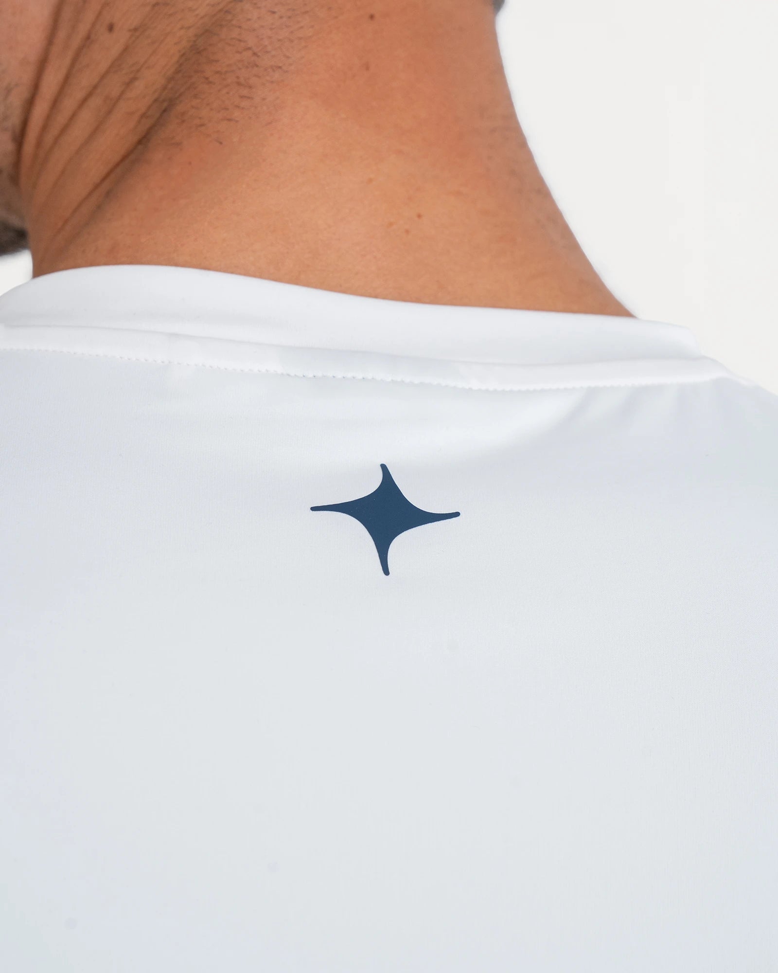 Playera Performance MAJA® Corp