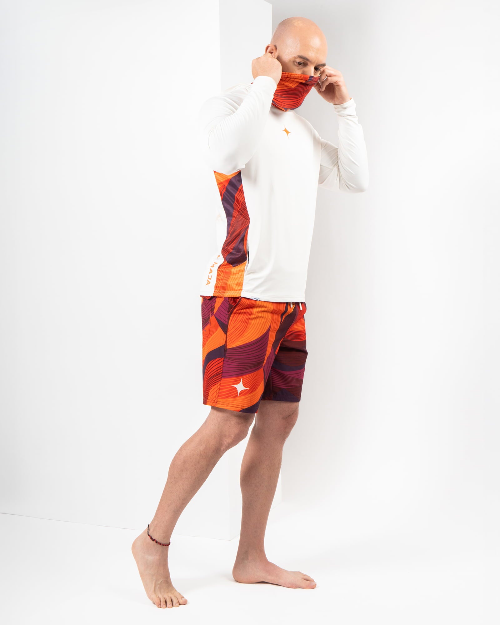 Camiseta Performance con gorro y máscara Sierra