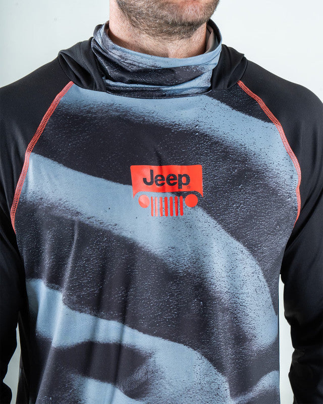 Rashguard Hoodie & Mask JEEP® x MAJA® Rubicon, Patrón duna negro, detalle, fit Relajado, Poliéster, con Páneles para ventilación, uso versátil