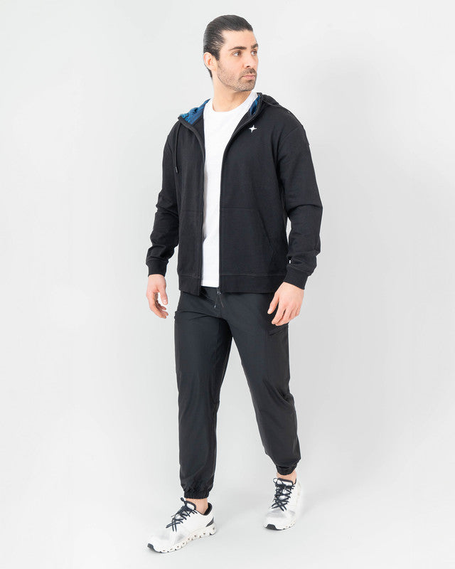 Hoodie MAJA® Boreal, Negro, vista lateral, fit Slim, Poliéster, con Tela Transpirable, perfecta para climas fríos