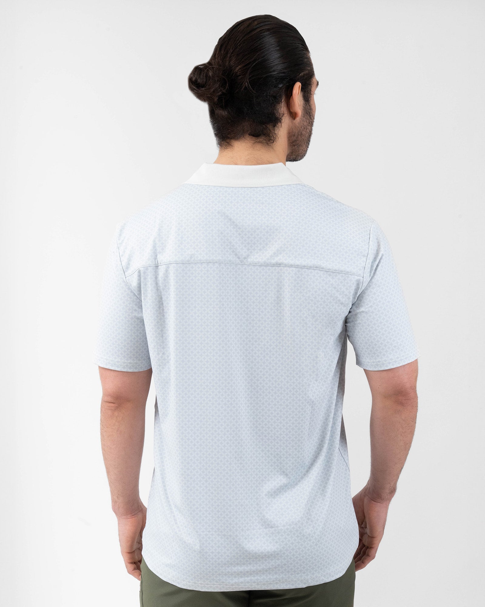MAJA® Polo, Patrón nube blanco, vista posterior, fit Regular, Poliéster, con Protección UV UPF50+, uso versátil