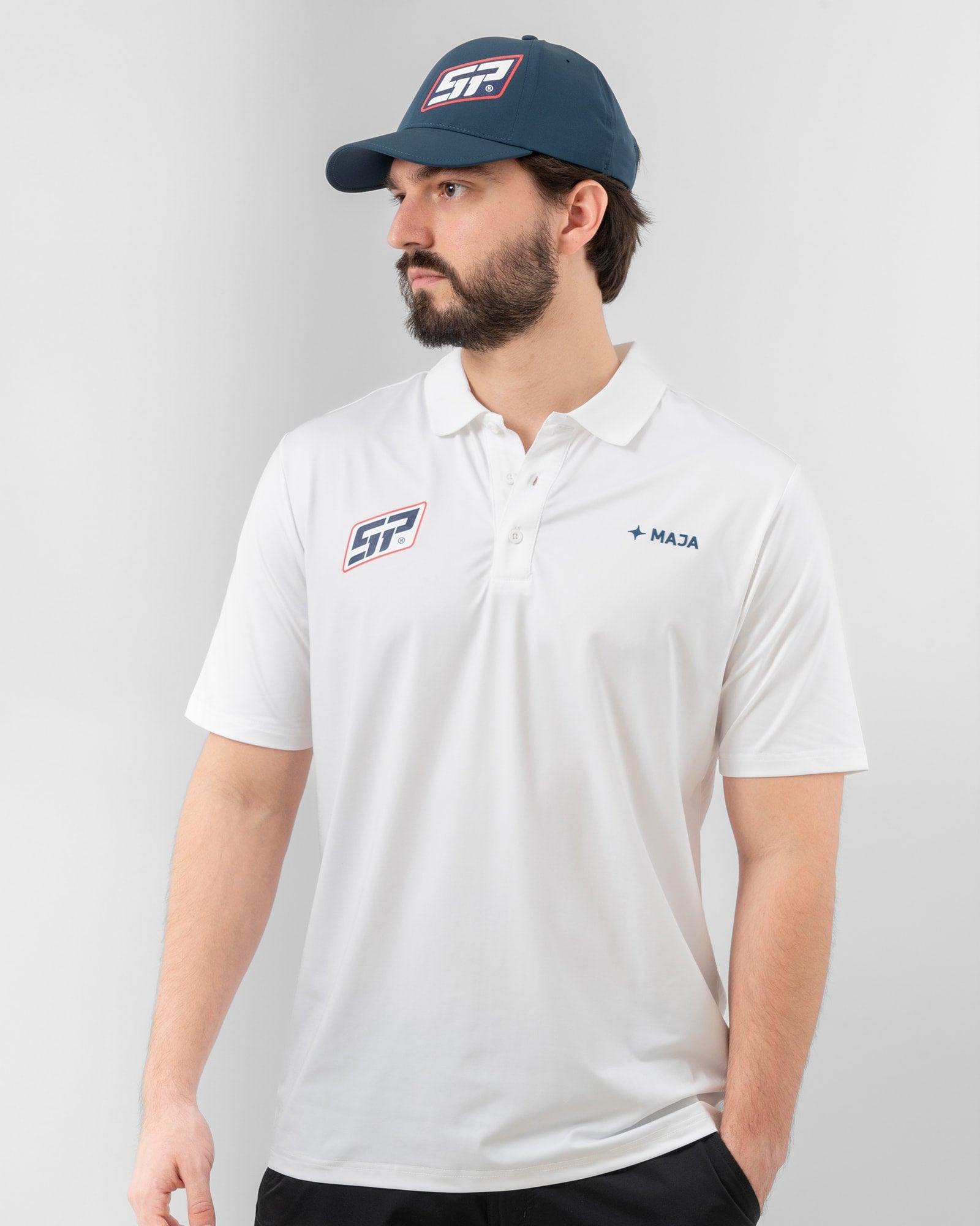 MAJA® Polo Race SP, Blanco, vista frontal, fit Regular, Poliéster, con Protección UV UPF50+, uso versátil