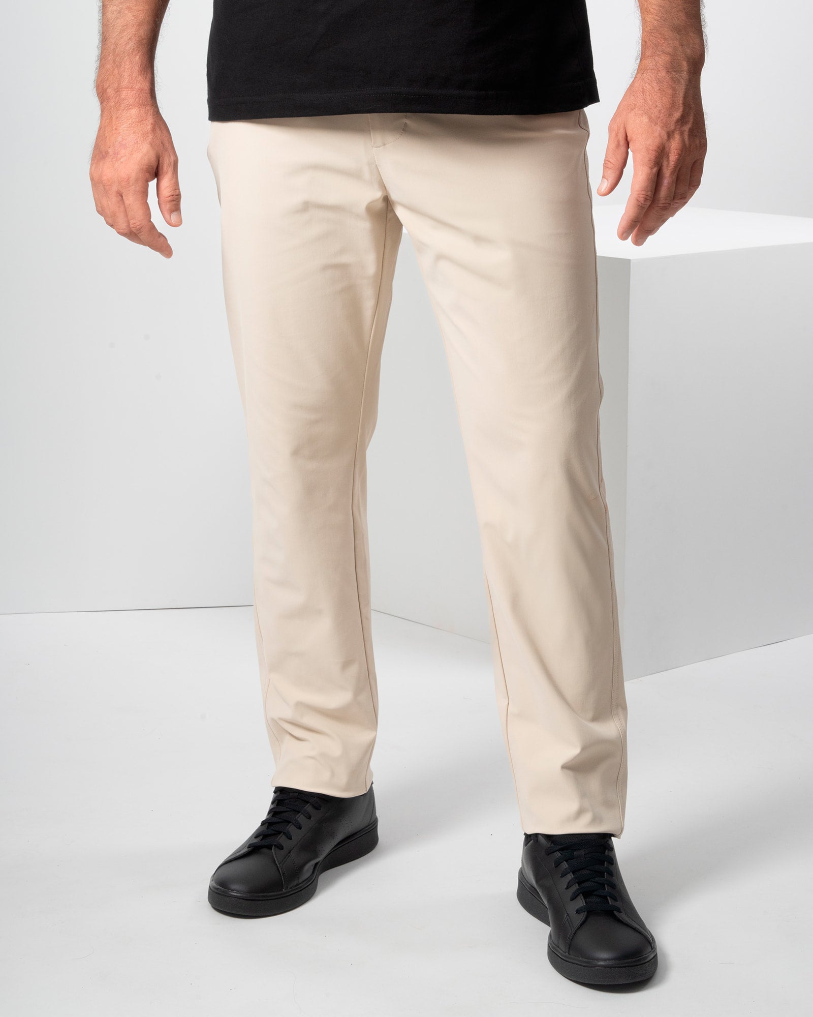 Pantalón Origen®, Khaki, vista frontal, fit Regular, Poliéster, con Tela estiramiento 4 vías, uso versátil
