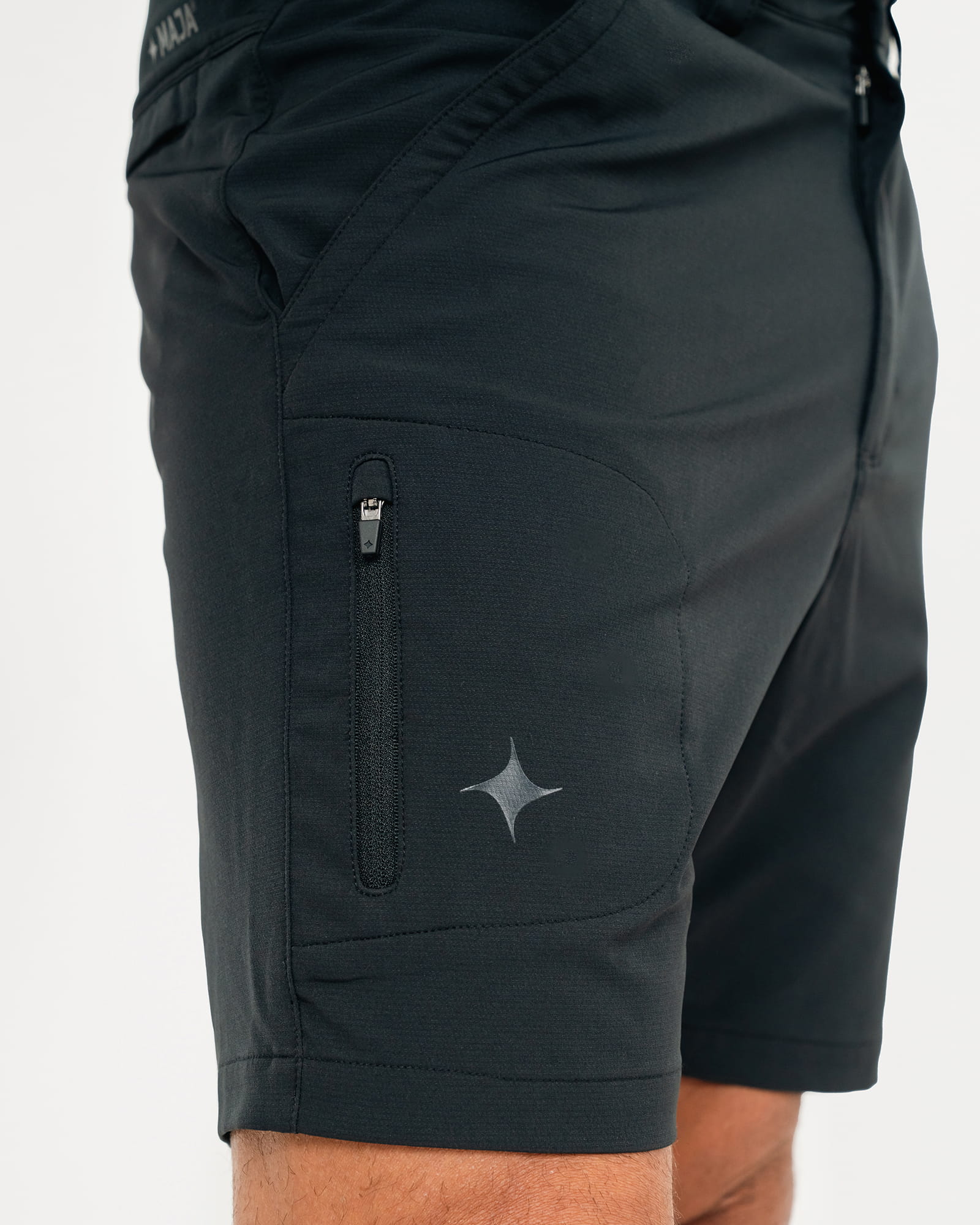 Short Cargo MAJA® Grafito