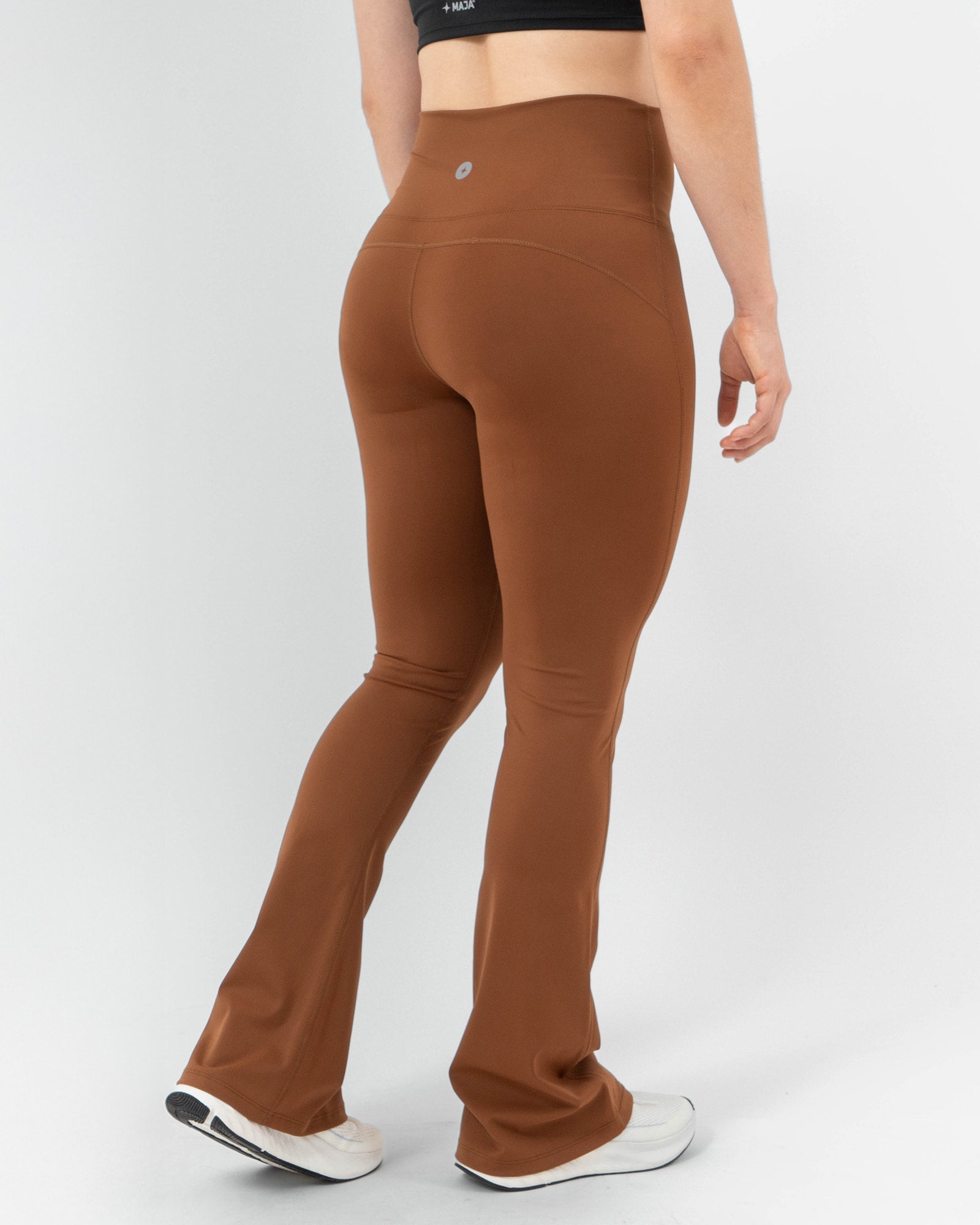 Leggings Active Horizonte, Café, vista posterior, fit Slim, Poliéster, con Tela estiramiento 4 vías, cómoda para entrenamient