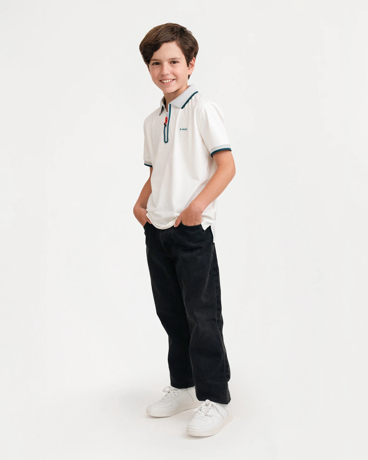 Playera Tipo Polo MAJA® KIDS Paddock 2da Edición Checo Pérez